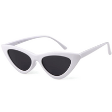 Load image into Gallery viewer, The GWEN Cat-Eye Sunnies in White
