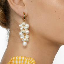Load image into Gallery viewer, MARINA Pearl Cluster Huggie Drops in White