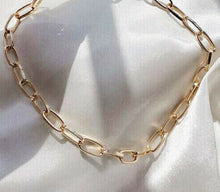 Load image into Gallery viewer, ESSEX Gold Paperclip Chainlink Choker