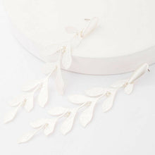 Load image into Gallery viewer, ROWAN Silver Drop Earrings